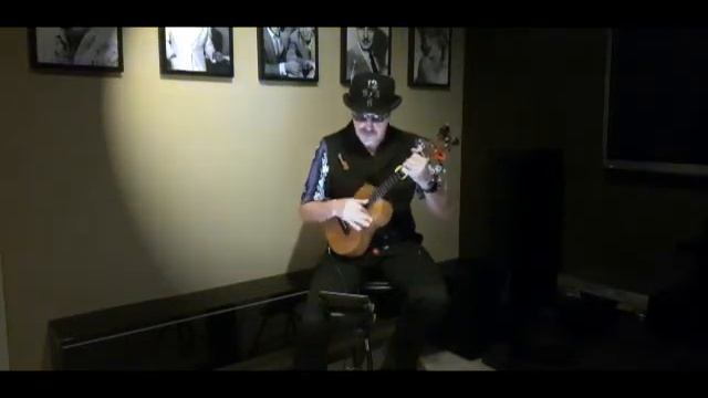 Killing Me Softly... (with his song) Instrumental by Ukulele Dave Down Under смотреть онлайн