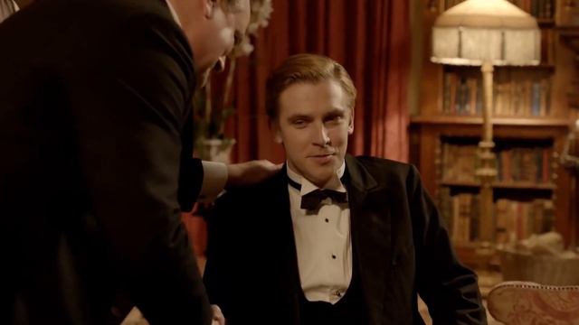 10 Things You Didn't Know About Dan Stevens | Star Fun Facts смотреть онлайн