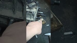 заклинило 5 и задняя передачи кпп гранта тросиковая