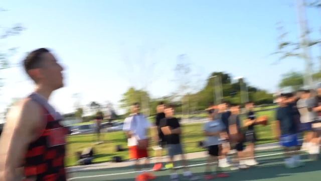 Trash Talking 5v5 Takeover with Cam Wilder, NotSoAirJordan, RyanTheCrashDummy & JDUB! смотреть онлайн