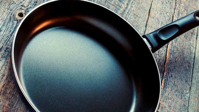 Вред тефлона для здоровья человека, как влияет тефлоновое покрытие на наш организм смотреть онлайн