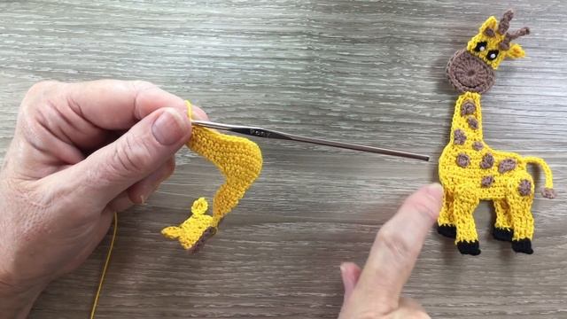 Crochet Giraffe Tutorial - Crochet Applique Tutorial смотреть онлайн
