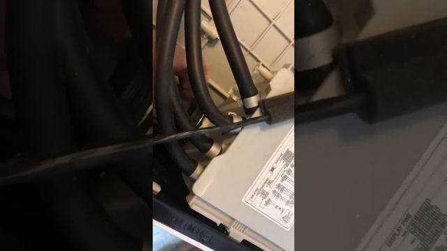 Leaking LG Front Loader Washer смотреть онлайн