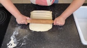 Слоёное тесто бездрожжевое. 256 слоев, хрустящее, для любой выпечке и тортов! Катай и складывай.