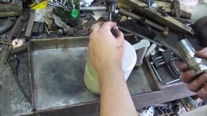 Если бензиновая паяльная лампа  плохо горит...