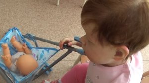 Верочка идёт в детский сад