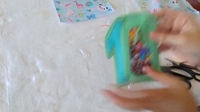 Сборка развивающей книжки из фетра мастер-класс.Часть 1. Игрушка-искалка своими руками. смотреть онлайн