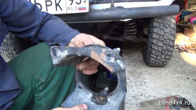 Лифт кронштейна запаски Шевроле Нива. Пятиминутка. смотреть онлайн