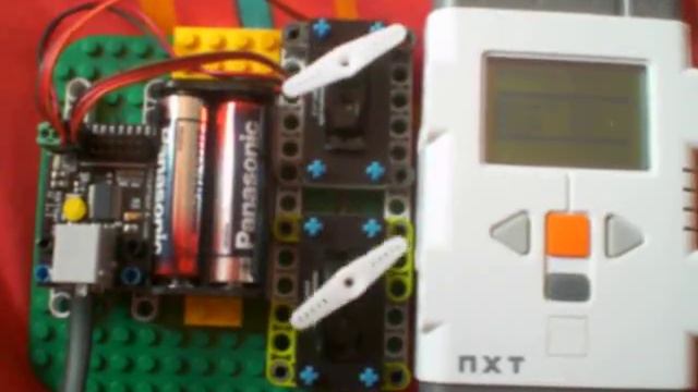 Lego Mindstorms NXT Robots, Java leJOS NXJ: Mindsensors NXTServo Support: Test 3 with 2 RC Servos смотреть онлайн