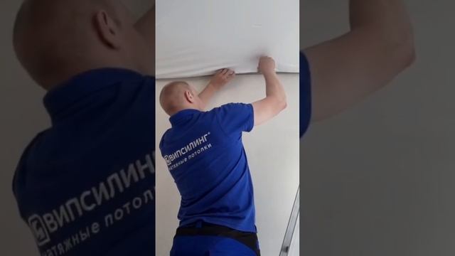 5 способов ремонта натяжного потолка смотреть онлайн