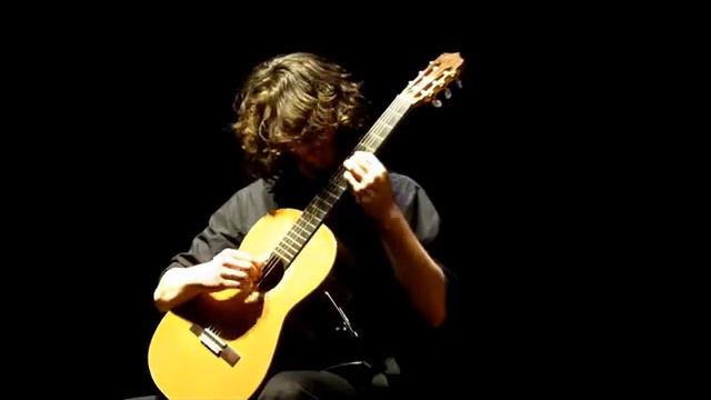 Goldenberg plays Troester Etude 1 - Flowing смотреть онлайн