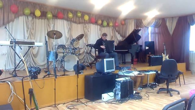 А. Мацанов Пчелка смотреть онлайн