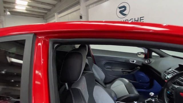 FORD FIESTA 1.6 ST-3 3d 180 BHP смотреть онлайн
