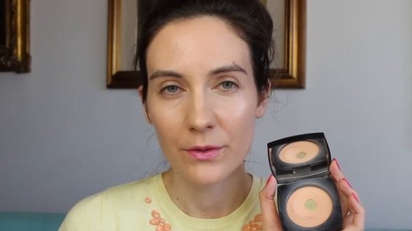 CHANEL | Les Beiges 2019 makeup collection | First Impressions | Angela van Rose