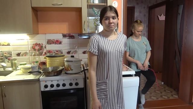 Сельская школа . Снимаем вайны) 9.04.21. смотреть онлайн