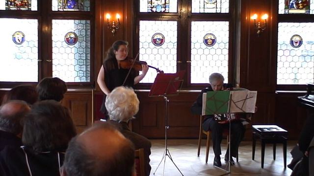 Lisa Shnayder, violin: Russian folk music (arr. Mark Shnayder) смотреть онлайн