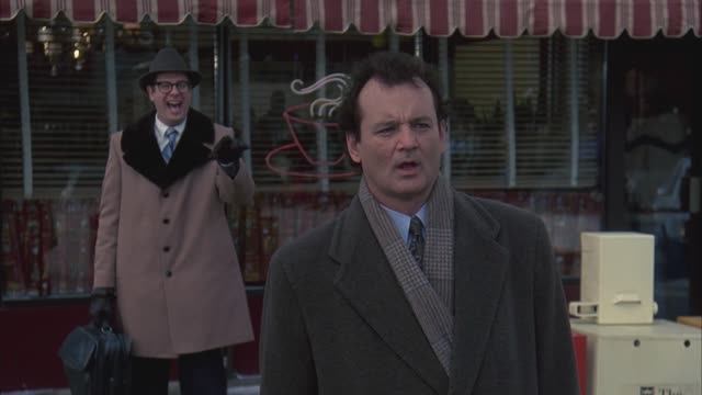 ДЕНЬ СУРКА смотреть онлайн