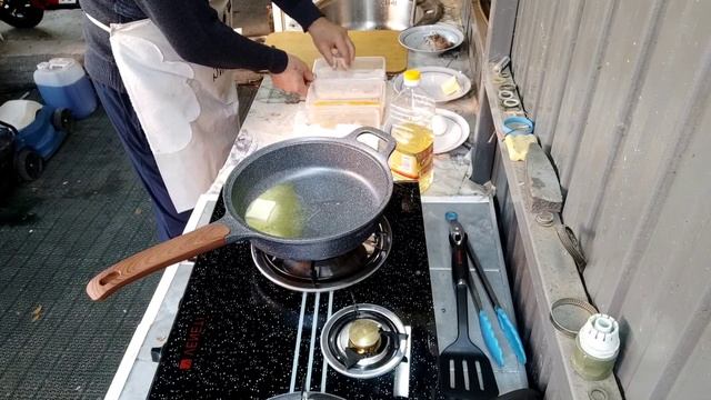 шницель из свинины.