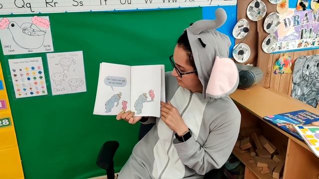 Preschool Reading Time - There's a Bird On My Head смотреть онлайн