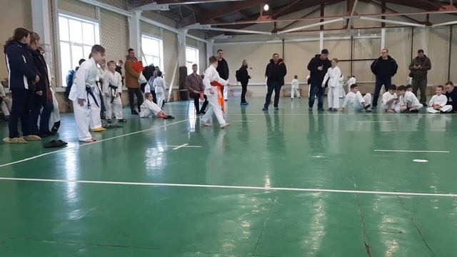 Финал и первое место. Турнир города Череповца по карате, клубы "Будо" и "Импульс" 2.02.2020. смотреть онлайн