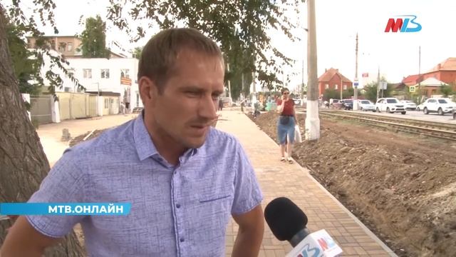 Территорию у областной больницы № 1 в Волгограде приводят в порядок