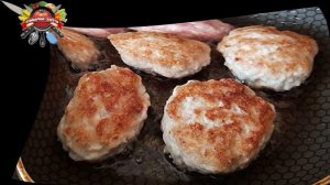 Что сделать с луком и нужны ли яйца в фарше: хитрости для нежных и сочных котлет!