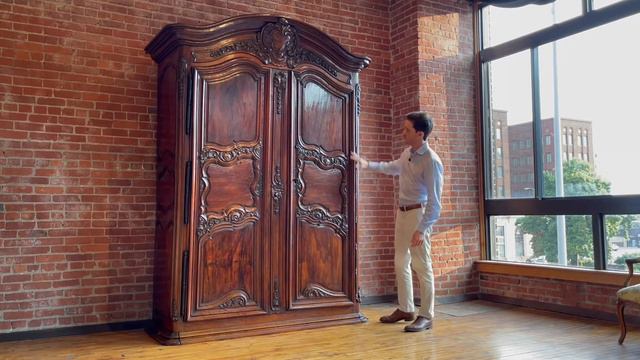 18th century French Armoire Lyonnaise: Publication Quality Period Furniture смотреть онлайн