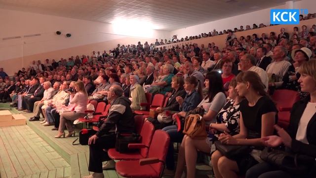 Служебный роман длиной в 140 лет смотреть онлайн