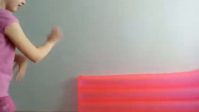 Крутые девчонки в маи́нкрафте смотреть онлайн