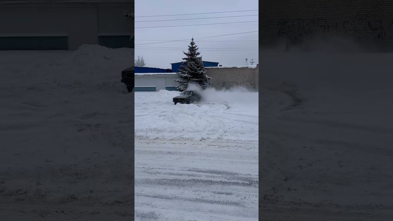Snow and VW Golf mk1 1,8t 4wd смотреть онлайн