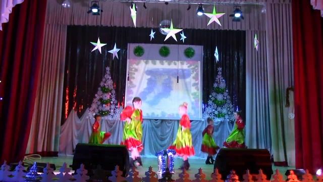 Детский танцевальный ансамбль "Рассвет" смотреть онлайн