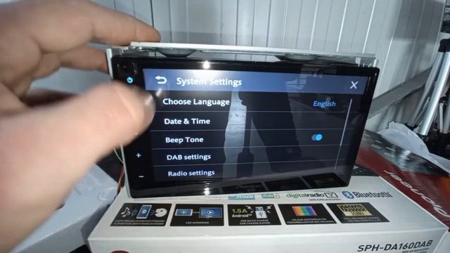 Pioneer SPH-DA160DAB Review ,Unboxing, Waze Navigation , YouTube ,AppleCarPlay , Android Auto