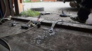 Тойота Авенсис. Замена сайлентблока  заднего рычага (бумеранга)