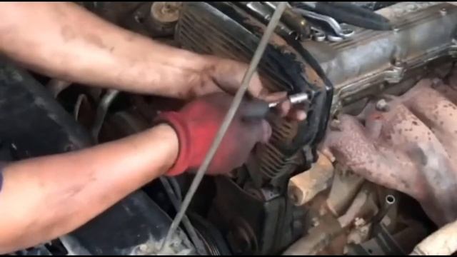 Kia Sportage 2.0 MT Car maintenance, engine room ซ่อมบํารุงรถ ตามระยะ EP4. смотреть онлайн