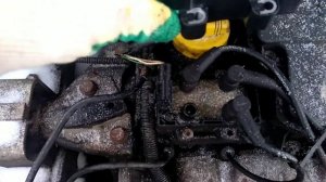 Замена  катушки зажигания и высоковольтных проводов Рено Логан.в экстремальных условиях