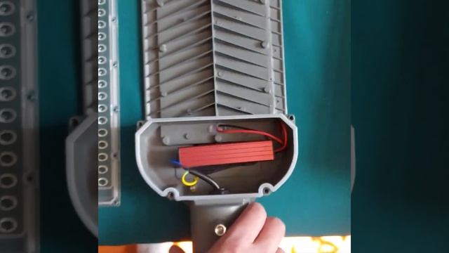 Консольный уличный светильник на опору. Обзор светильников ДКУ смотреть онлайн