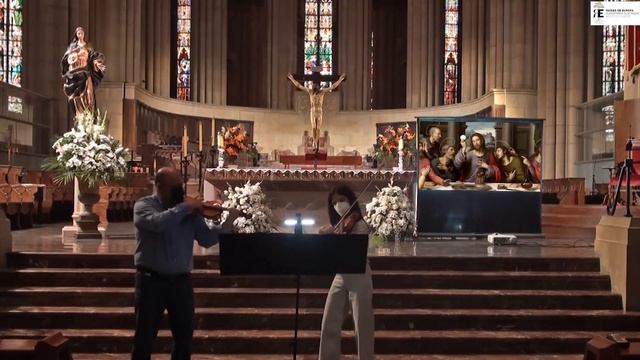 Concierto de violines en mayo: Bach, Panchembel, Lorenc, Morricone. Virginia Esparza y Víctor Parra смотреть онлайн