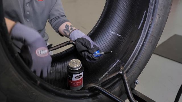 Tire Puncture Repair Using TECH's Uni-Seal Ultra Stem & All-Purpose Repair for a Safe, Permanent Fi смотреть онлайн