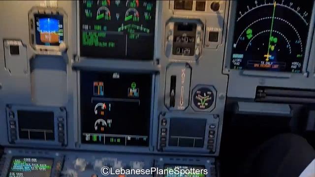 Middle east Airlines , Evening approach! Beirut airport смотреть онлайн