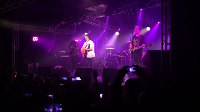Нервы - Слишком влюблён [LIVE] смотреть онлайн