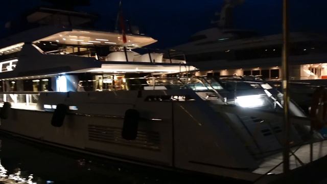 ЯХТА МЕДВЕДЧУКА В ЧЕРНОГОРИИ. ТИВАТ. КОТОР. ПОСЛЕДСТВИЯ УРАГАНА. MIHAJLO GDE SI TI. ROYAL ROMANCE. смотреть онлайн