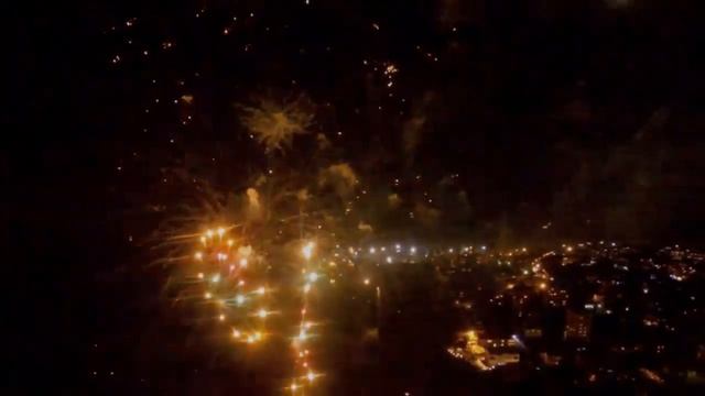 Видео салюта 3 октября с высоты птичьего полета смотреть онлайн