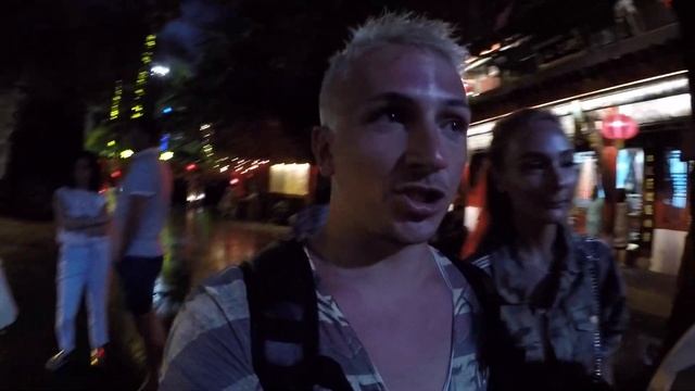VLOG/Рассказываем про наши каникулы в Китае /Хайнань, Санья смотреть онлайн