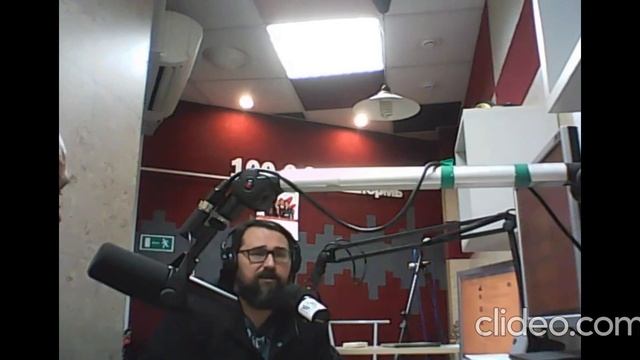 Есть ли у Якова желание писать музыку, а у Поручика -- стихи смотреть онлайн