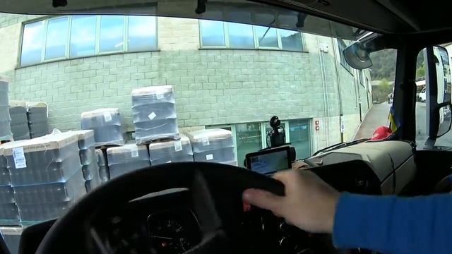 #италия
Покатушки фурой ЗАДНИМ ХОДОМ!Места где я НЕ СУМЕЛ развернуться?? смотреть онлайн