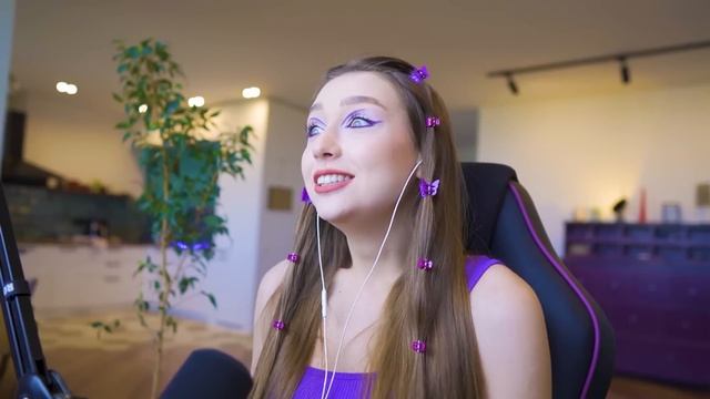 СТОЙ на ПЛИТЕ чтобы ВЫЖИТЬ в ROBLOX ! ? смотреть онлайн