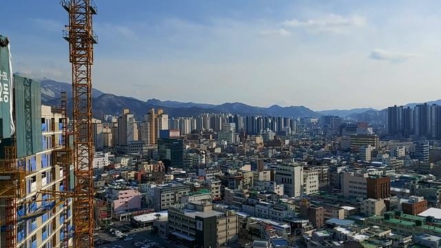 работа на стройке в южной Корее зарплата 117000w(110$) в день