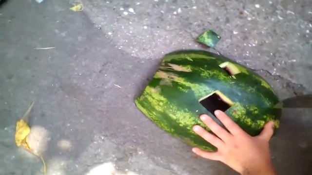 Делаем Маска арбузного Зомби смотреть онлайн