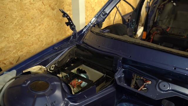 Alpina B12 5.7 Restoration - Part 11 First Step! Wiring смотреть онлайн