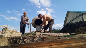 Заливаем фундамент под баню.